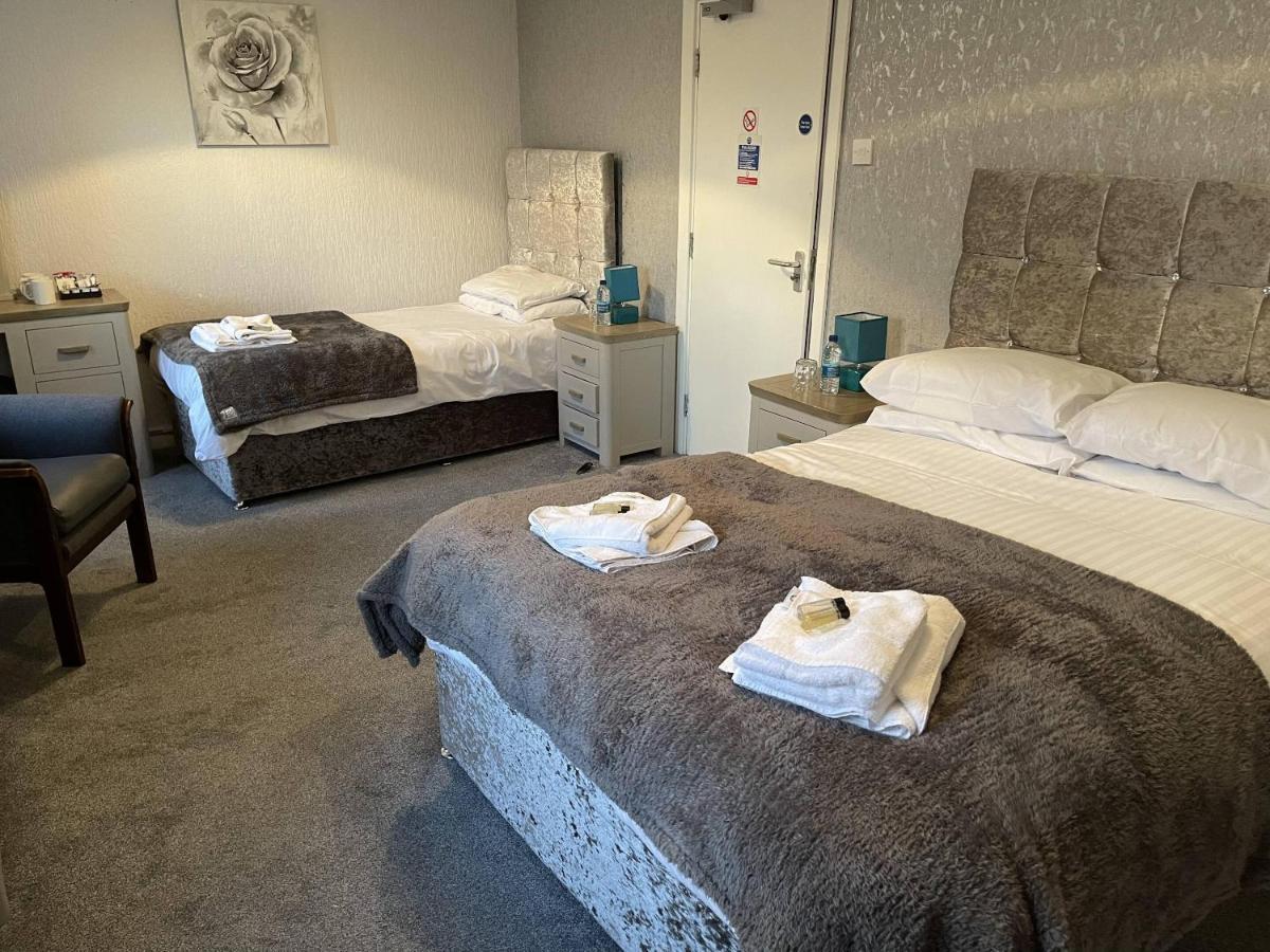 The Bull Hotel Valley Room photo